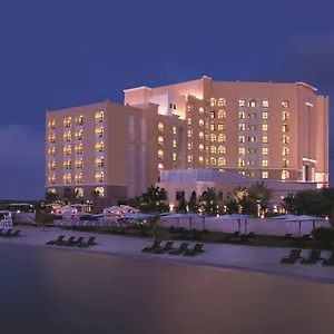 Traders Hotel, Abou Dabi