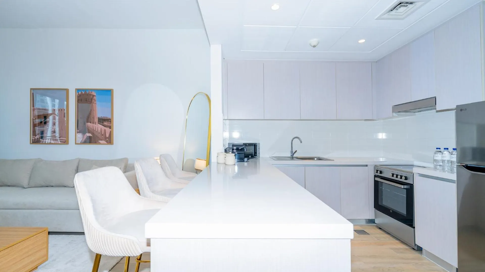 Two Bedroom Apartment By Otolo Homes With Free Yas Theme Park Tickets Abu Dhabi 0*,  Förenade Arabemiraten