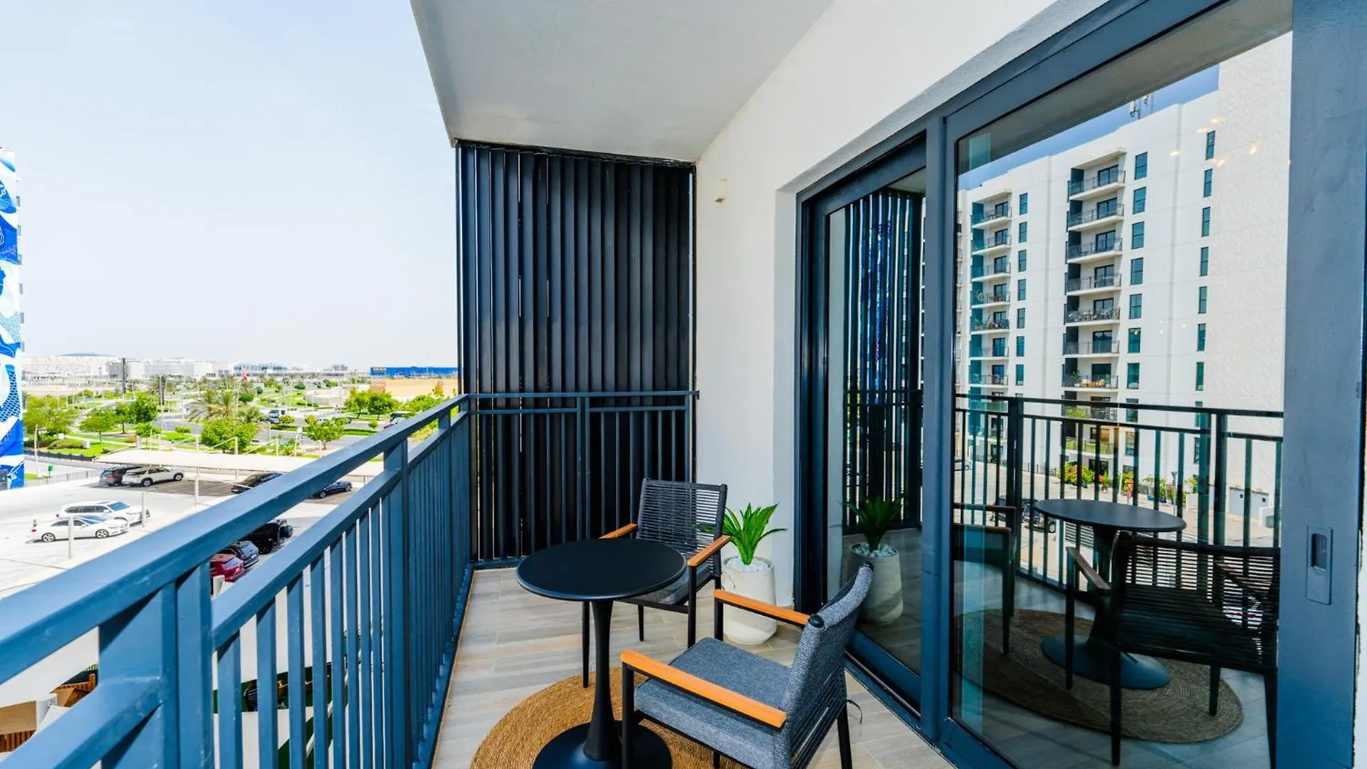 Two Bedroom Apartment By Otolo Homes With Free Yas Theme Park Tickets Abu Dhabi Förenade Arabemiraten