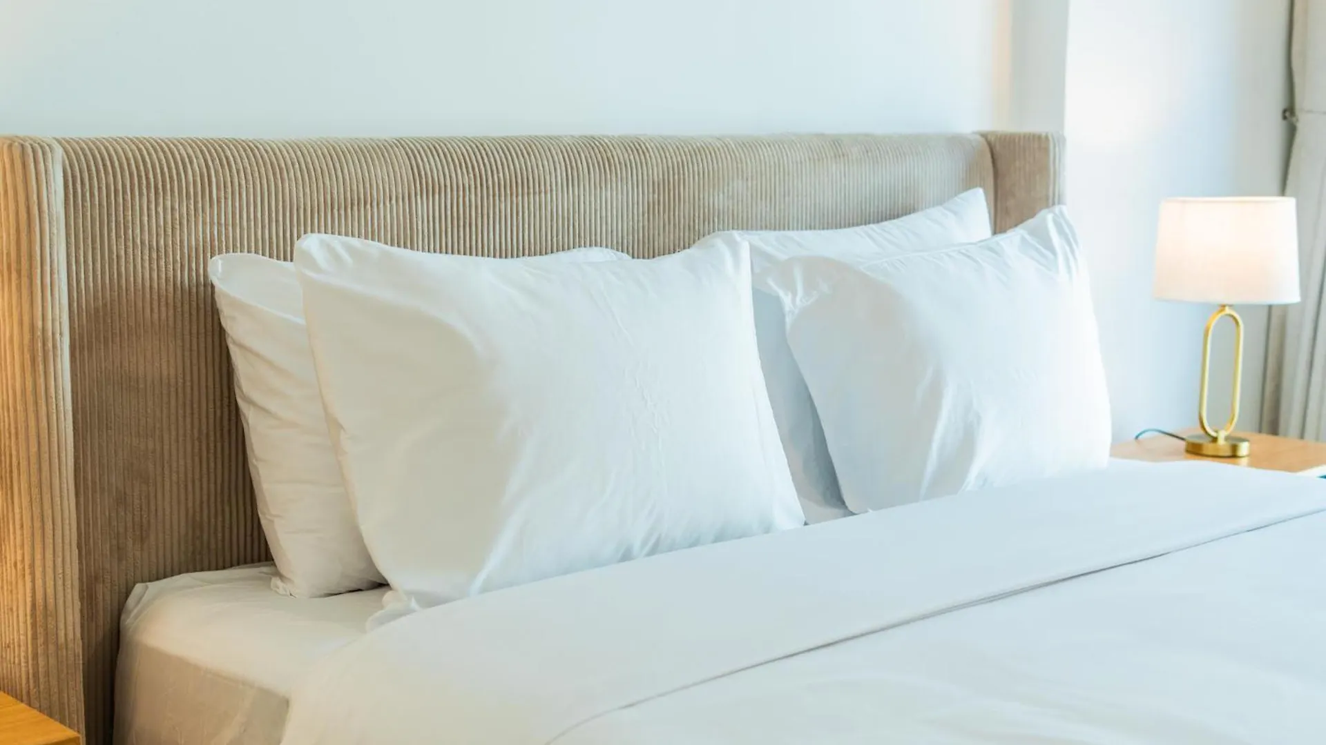 Two Bedroom Apartment By Otolo Homes With Free Yas Theme Park Tickets 아부다비 0*,  아랍에미리트